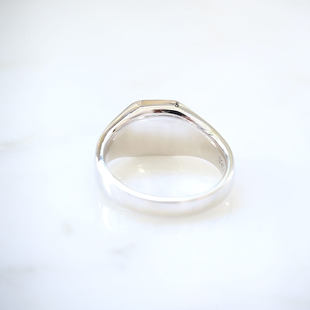 Octa Petit Signet Ring Black - Image 3