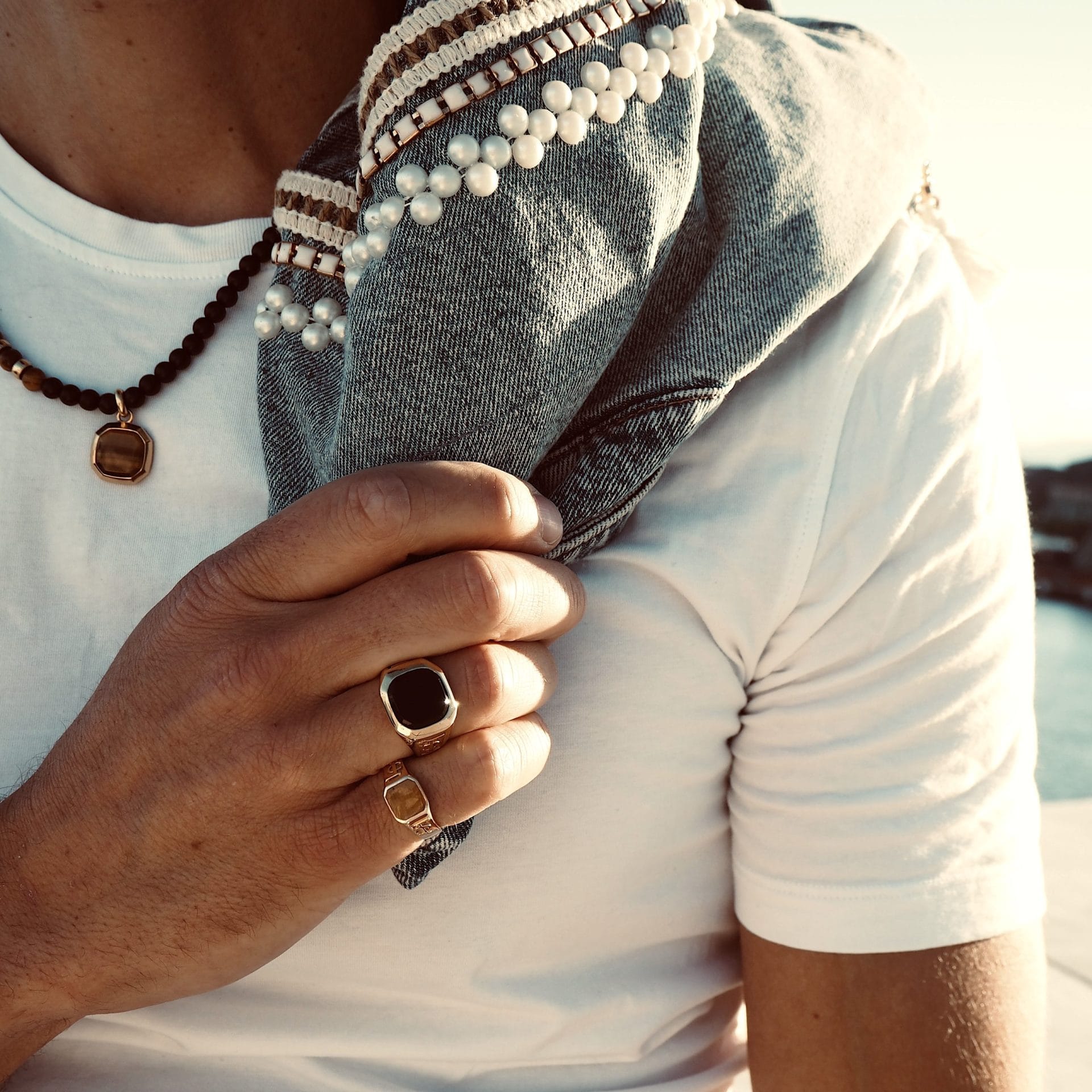 Octa Petit Signet Ring Tiger Gold - Image 5